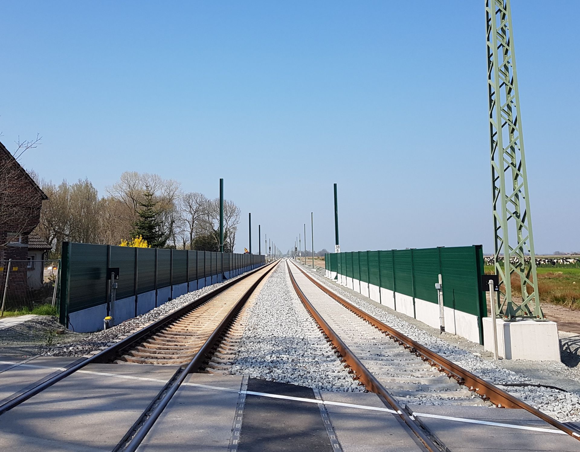 Zweigleisiger Abschnitt zum JadeWeserPort