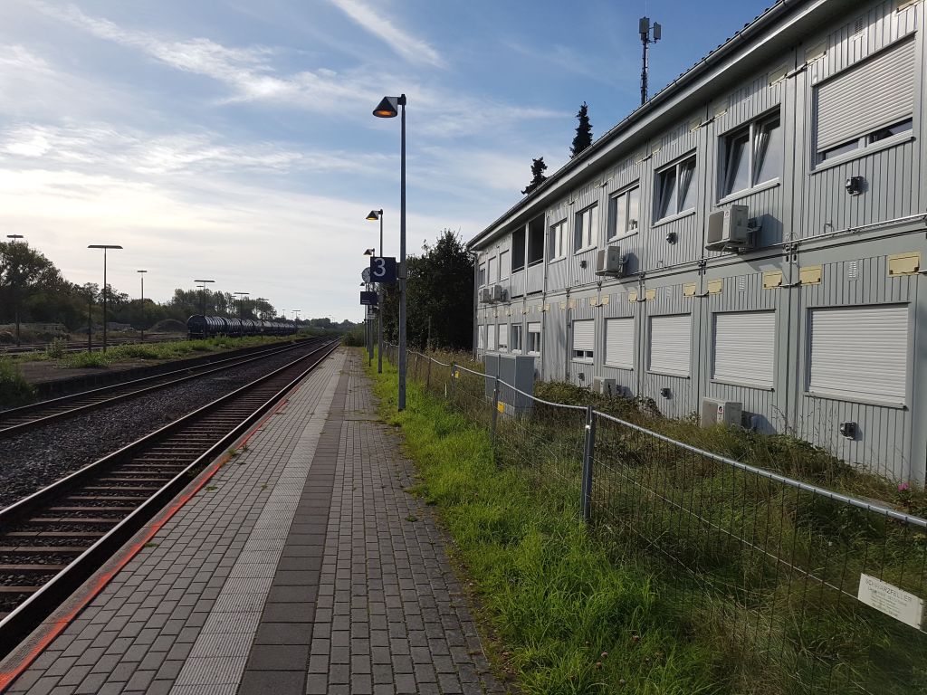 Baubüro am Bahnhof Sande
